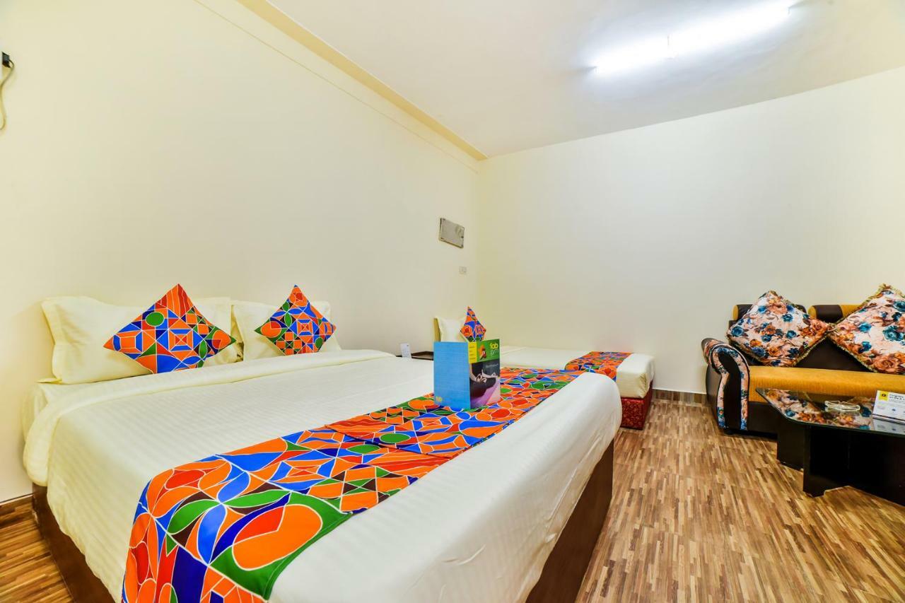 Fabhotel K7 Trends With Pool, Baga Beach - Nr Baga Beach Calangute Exterior photo