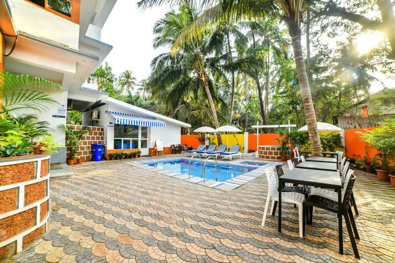 Fabhotel K7 Trends With Pool, Baga Beach - Nr Baga Beach Calangute Exterior photo