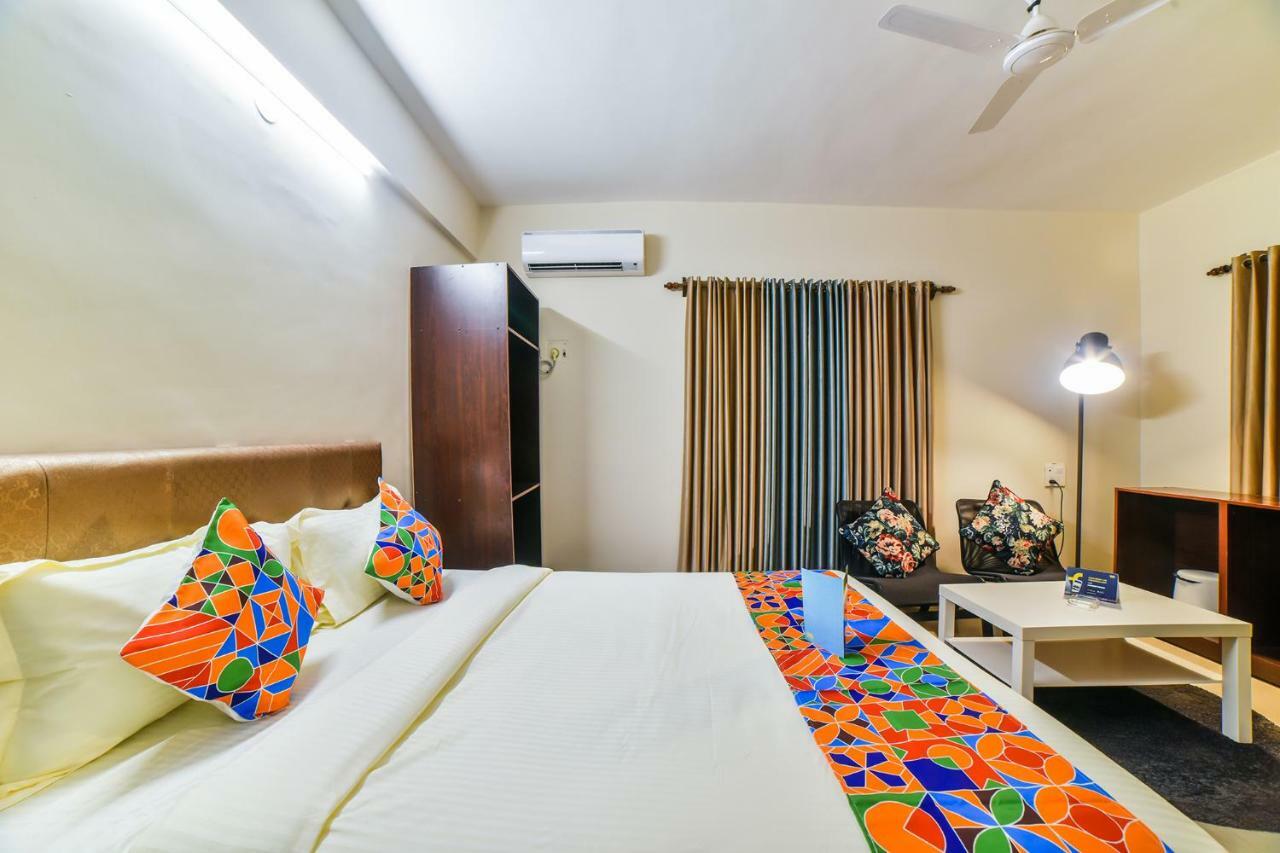 Fabhotel K7 Trends With Pool, Baga Beach - Nr Baga Beach Calangute Exterior photo