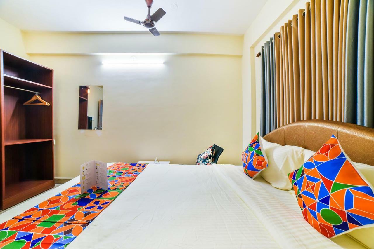 Fabhotel K7 Trends With Pool, Baga Beach - Nr Baga Beach Calangute Exterior photo